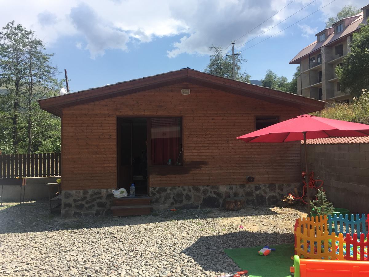 Konstantine'S Chalet Bakuriani Eksteriør bilde